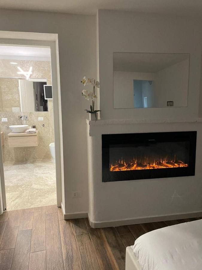 Luxury 1 Al Duomo Di Parma Apartment Luaran gambar